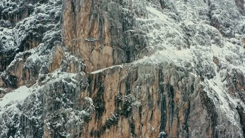 Mountains Covered in Winter Snow Captured by Drone in High Altitude View Vidéo 331170192