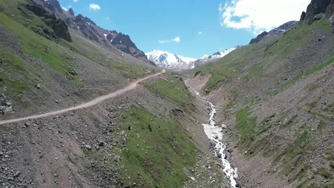 Mountains filmed from a drone Stockbeeldmateriaal 197837920