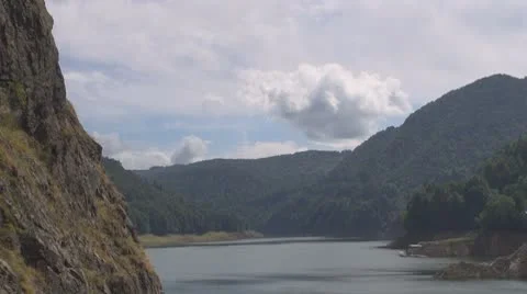 Mountains 動画素材 8863605