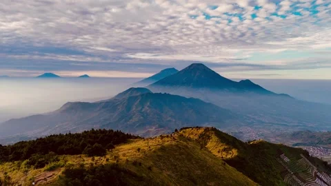 Mountains 動画素材 310531259