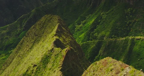 Mountains of Hawaii Stock Footage 128732829