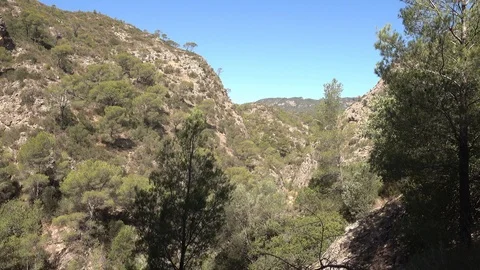 Mountains next to the Via Verde del Ebro, Tarragona Stock-Footage 115901294