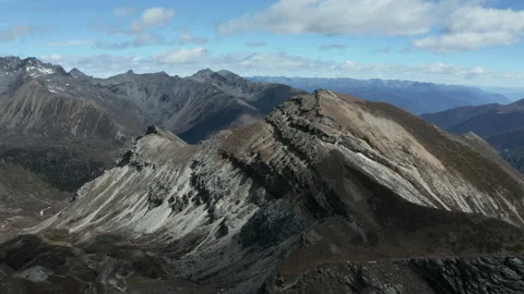 Mountains rolling in Yading China Vídeo Stock 149984556