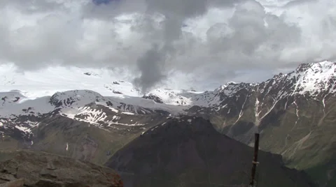 Mountains, snow and clouds Stock Footage 39533089