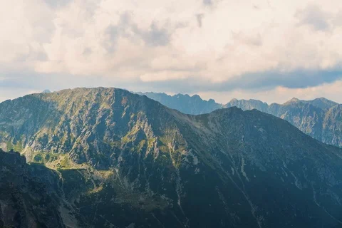 MOUNTAINS SUNNY CLOUDS 動画素材 98957940