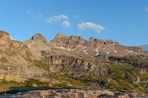 Mountains at sunset panoramic view 库存照片