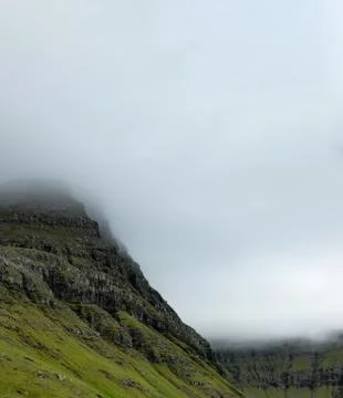 Mountains under the mist with text space Foto stock