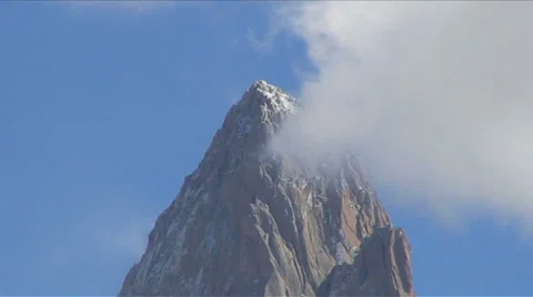 Mountains ZoomIng In HD Stock Footage 40712937