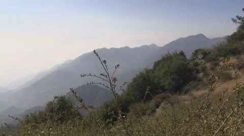 Mountaintop view of smog. Video stock 8848216