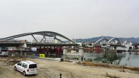 Mounting a bridge Stock Footage 149773607