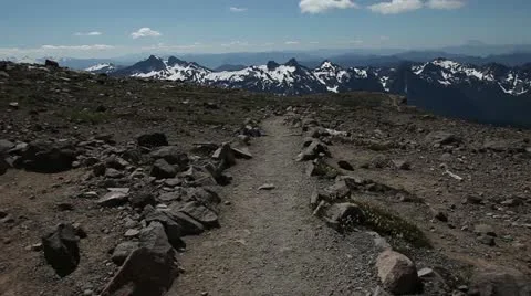 Mounts path Video stock 10874564