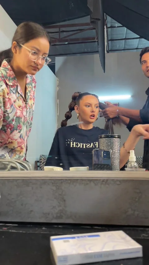 Mouse On The Makeup Counter, India Stock Footage 321705147