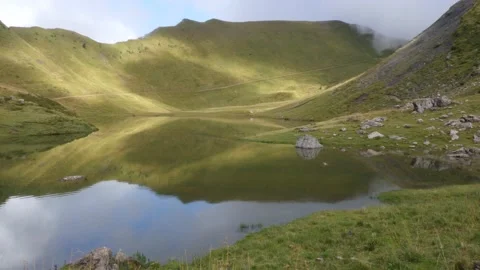 A moutain like with an amazing light Stock-Footage 131245823