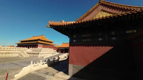 Move the eaves of the main hall to see the Forbidden City Video stock 244574795