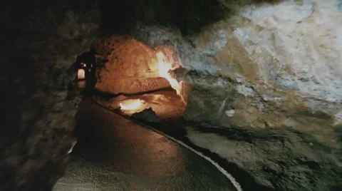 Move inside the cave Stock-Footage 42484889