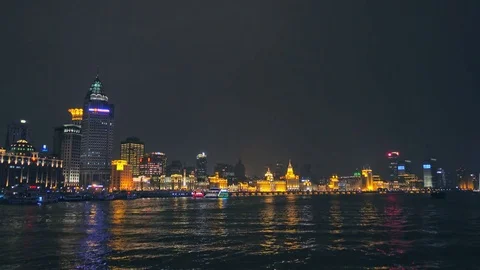 Move shooting view of Huangpu River and as Shanghai Skyline Stock Footage 76509385