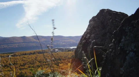 Movement along the rocks Video stock 23564286