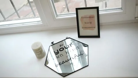 Movement on beauty salon decoration objects - mirror, candle and frame Stock Footage 151899405