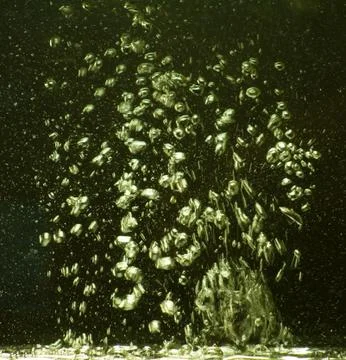 Movement of bubbles of water in space Stockfoto's