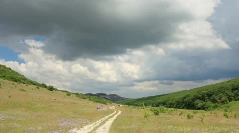 Movement of the clouds on the mountain. Valley Biyuk-Ashlama, Crimea,  Stock Footage 40264428