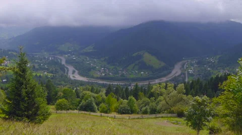 Movement of clouds in  Mountains (Timelapse) Video stock 41028393