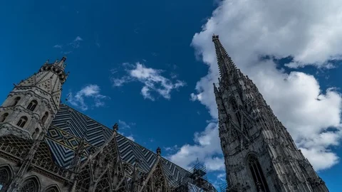 Movement of clouds over the Cathedral of St. Stephen in Vienna Stock Footage 101782527