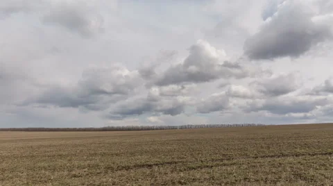 The movement of clouds over the fields of wheat in the vast steppes of the Don. Stock Footage 61569658