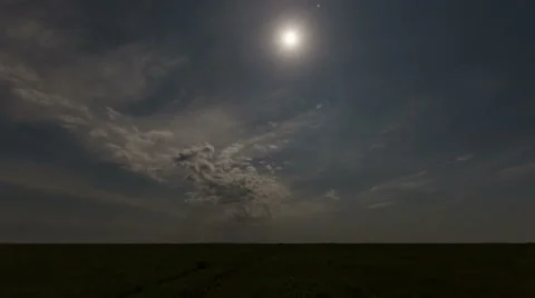 The movement of clouds over the fields of wheat in the vast steppes of the Don. Video stock 63199522