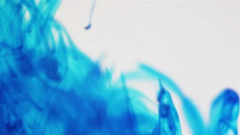 Movement of colored ink in liquid. Stock-Footage 142733144