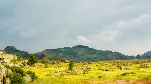 The movement of the dark rain clouds Stock Footage 44039188