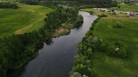 Movement of the drone along the river bed. aerial shooting 스톡 동영상 155850736