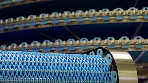 The movement of an empty conveyor line for the production of bakery products. Stock Footage 151109040