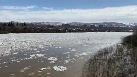 The movement of ice floes on the river during an ice drift in the spring. Stock Footage 152521116