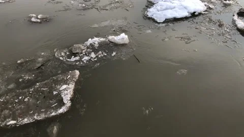The movement of ice on the river in the spring after a cold winter in Siberia. 動画素材 130061529