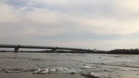 The movement of ice on the river in the spring after a cold winter in Siberia. 動画素材 130061605