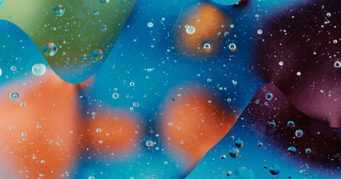 Movement oxygen bubbles in a liquid Stock Footage 129548024