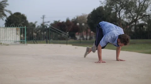 Movement practice in the park Stock Footage 115532680