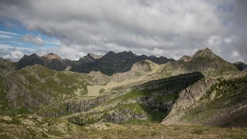 Movement shadows of clouds. Summer highland landscape. Stock-Footage 83731277