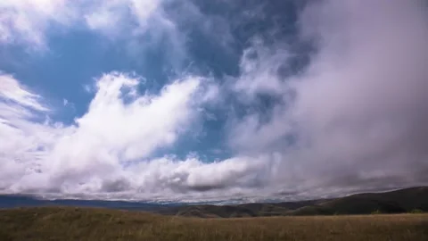 Movement of white clouds on a blue sky Video stock 149379773