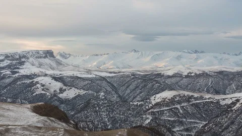 The movements of clouds up to the slopes of the mountains of Caucasus peaks. Stock Footage 70190707