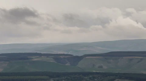 The movements of clouds up to the steep slopes of the  mountains of Caucasus Видео 63984843