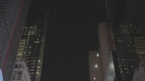 Movi pan down to time square Stock Footage 61157692