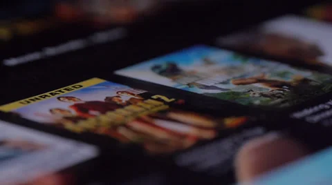 Movies To Watch Touchscreen 스톡 동영상 36645116