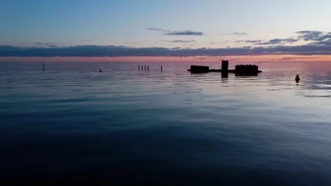 Moving Around Ship Wreck at Sunset Видео 286296714
