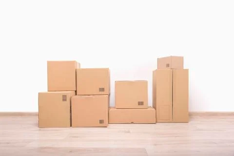 Moving boxes on the floor. Foto stock