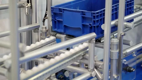 Moving boxes inside the warehouse Video stock 164587478