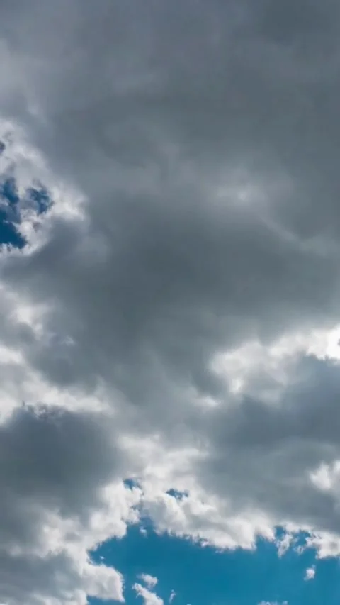 Moving clouds, animated, timelapse, slow, moody, time lapse Stock Footage 314983877