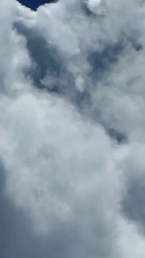 Moving clouds, animated, timelapse, slow, moody, time lapse Stock Footage 314983895