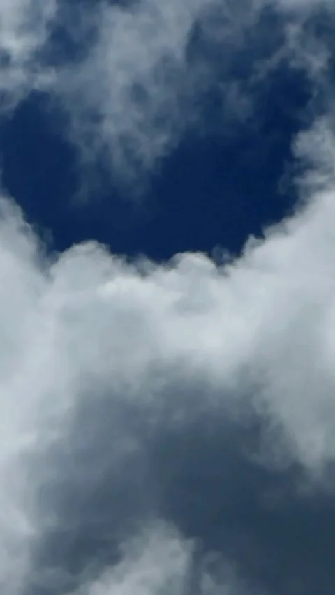 Moving clouds, animated, timelapse, slow, moody, time lapse Stock Footage 314983903