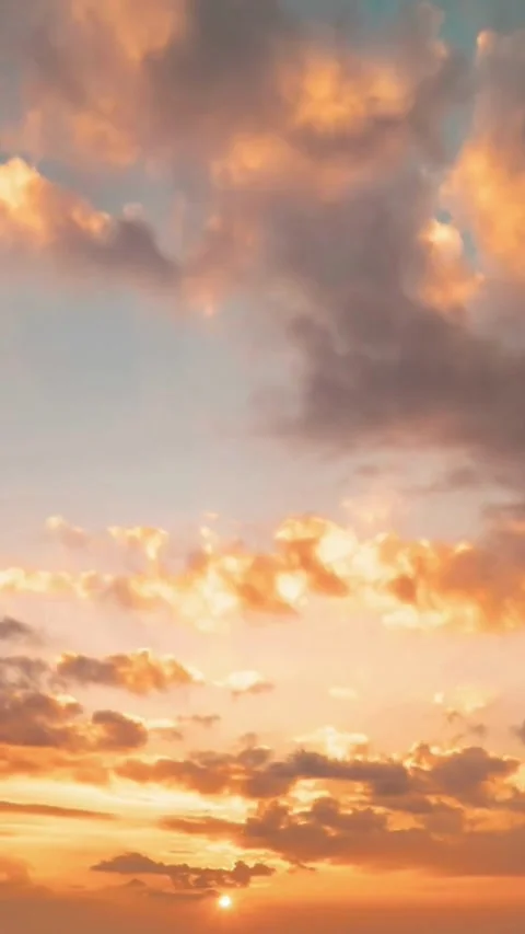 Moving clouds, animated, timelapse, slow, moody, time lapse Stock Footage 314983945